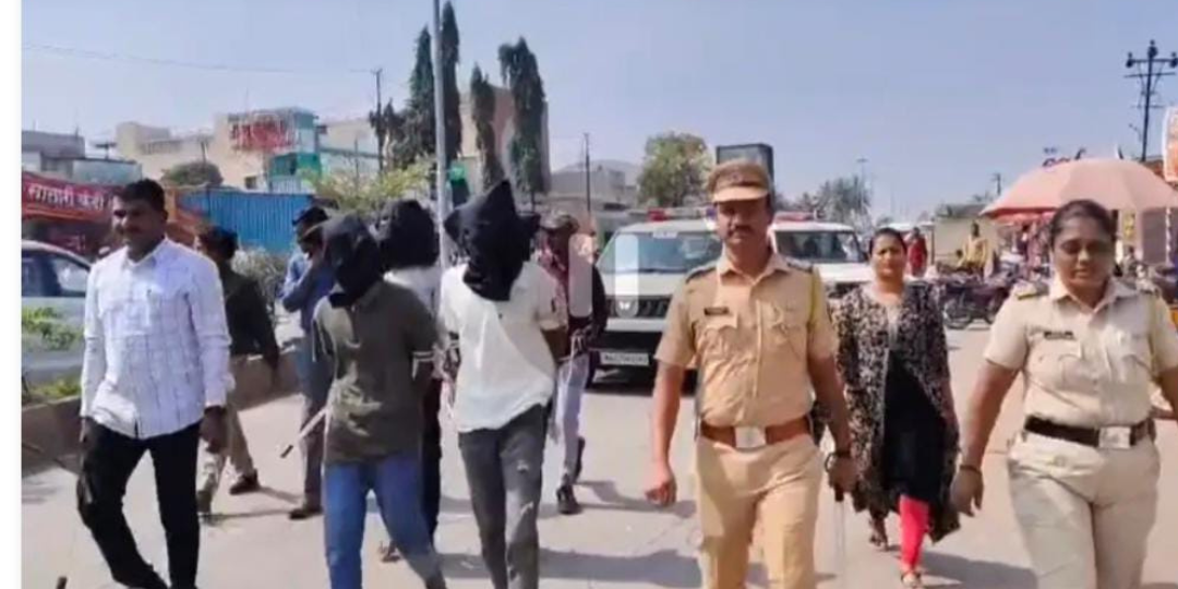 म्हसवड पोलीस स्टेशनचे सपोनि अक्षय सोनवणे यांची धडक कारवाई